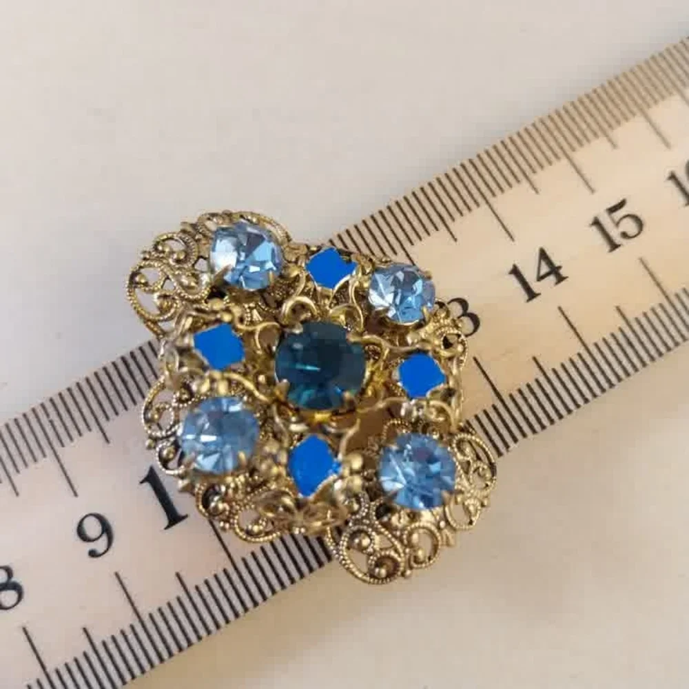 Vintage Czech Gold-Tone Blue Crystal Floral Brooch - Women's Jewelry - Picture 6 of 9